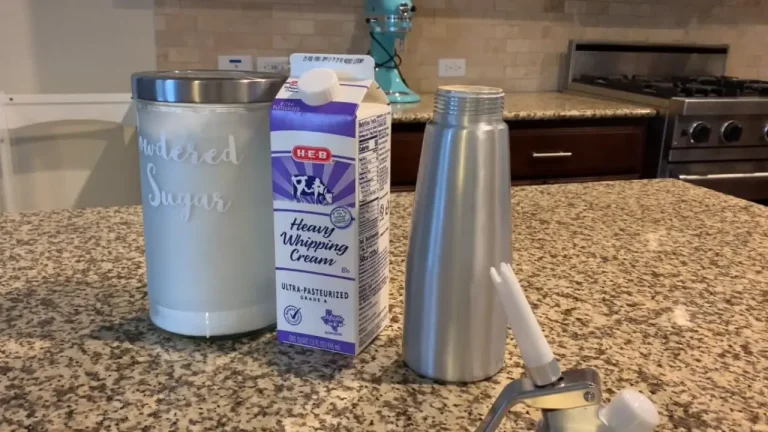 How to make Starbucks whipped cream? Easy steps